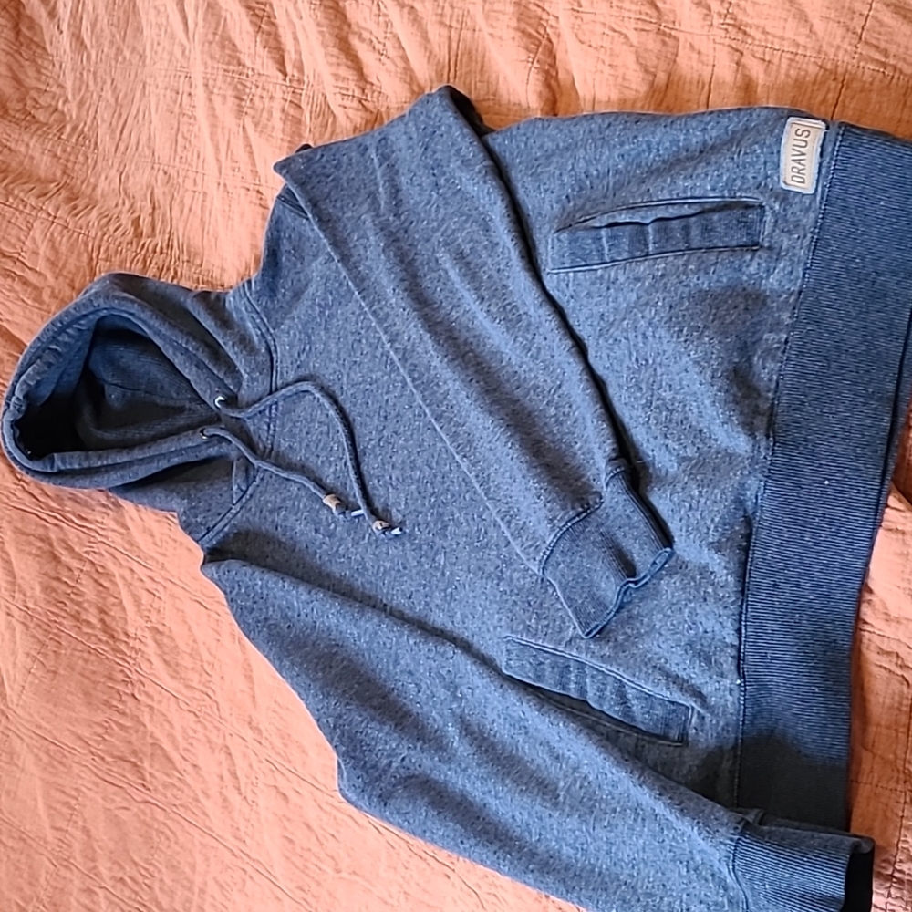 Dravus size small men's hoodie